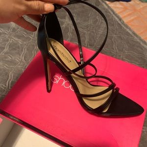 Black strap heels brand new